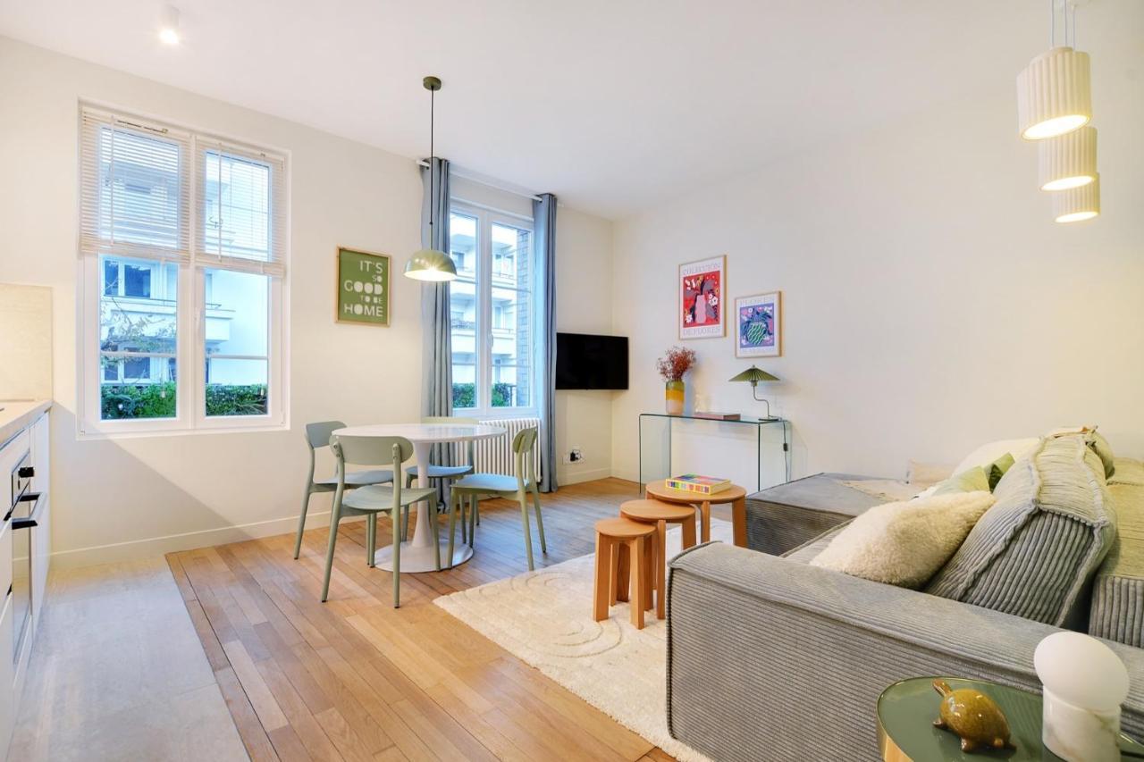 Apartment Elegant By Les Maisons De Charloc Homes