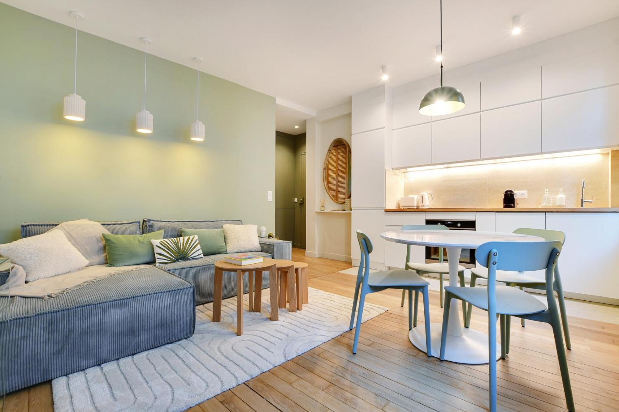 Apartment Elegant By Les Maisons De Charloc Homes *